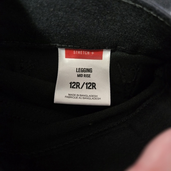 Womens pants - Picture 2 of 3